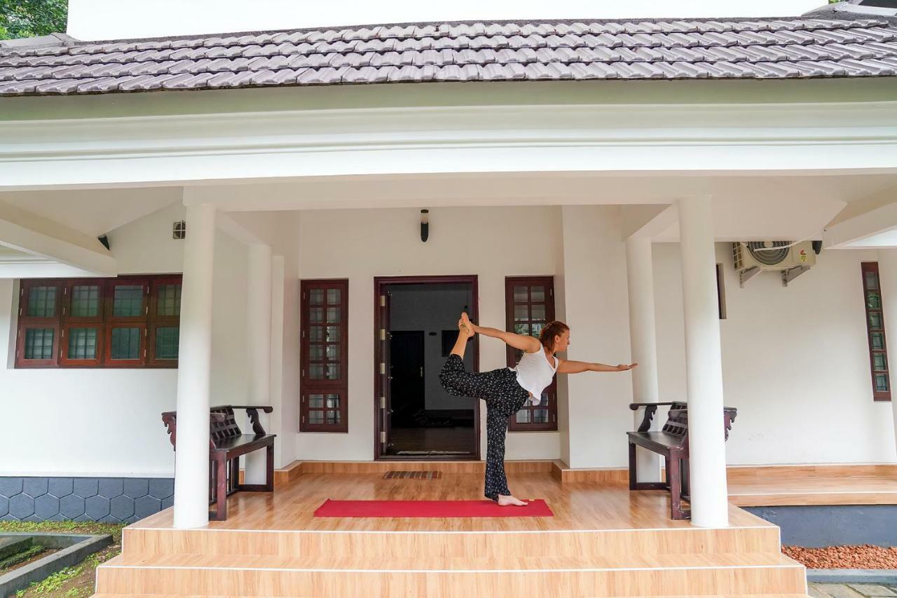Thanal Premium Villa By - A Place To Call Your Home Muvattupuzha エクステリア 写真