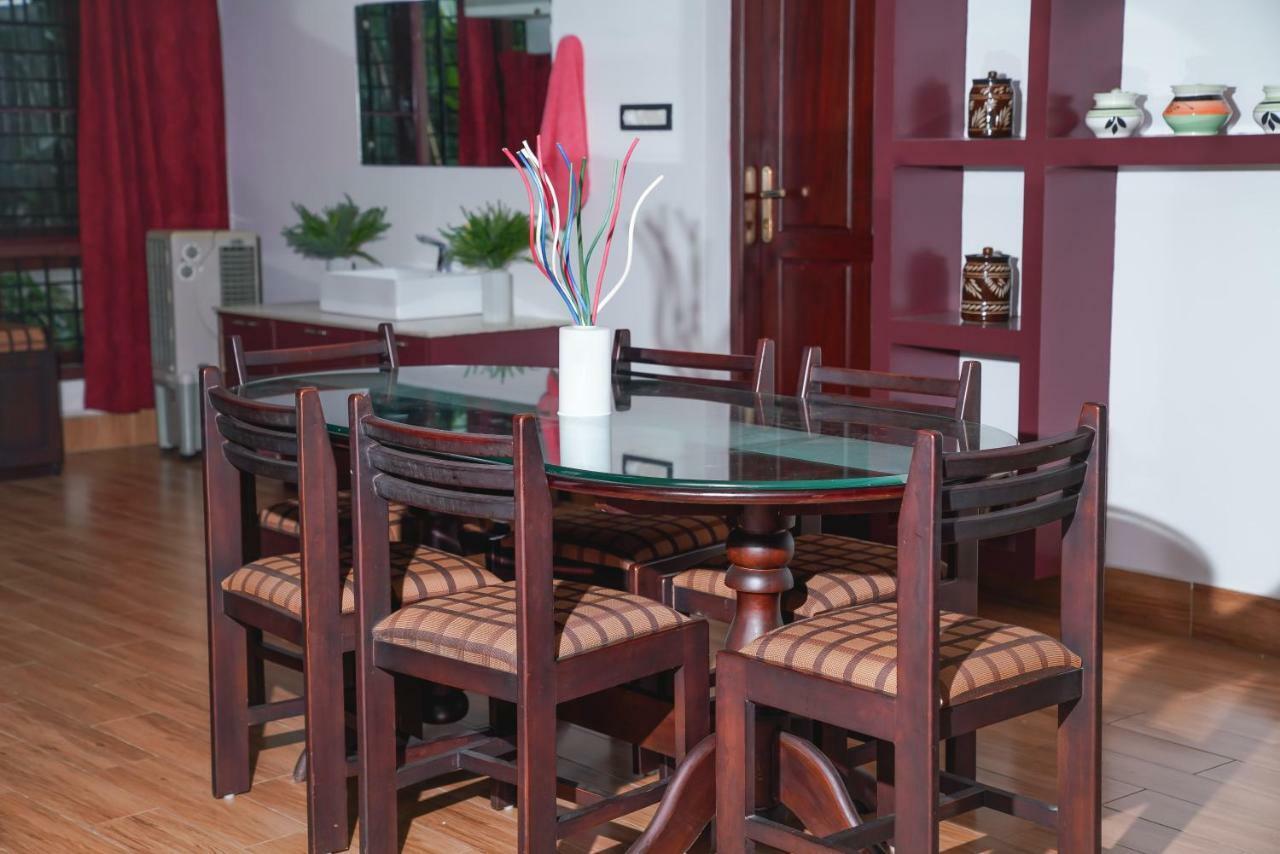 Thanal Premium Villa By - A Place To Call Your Home Muvattupuzha エクステリア 写真