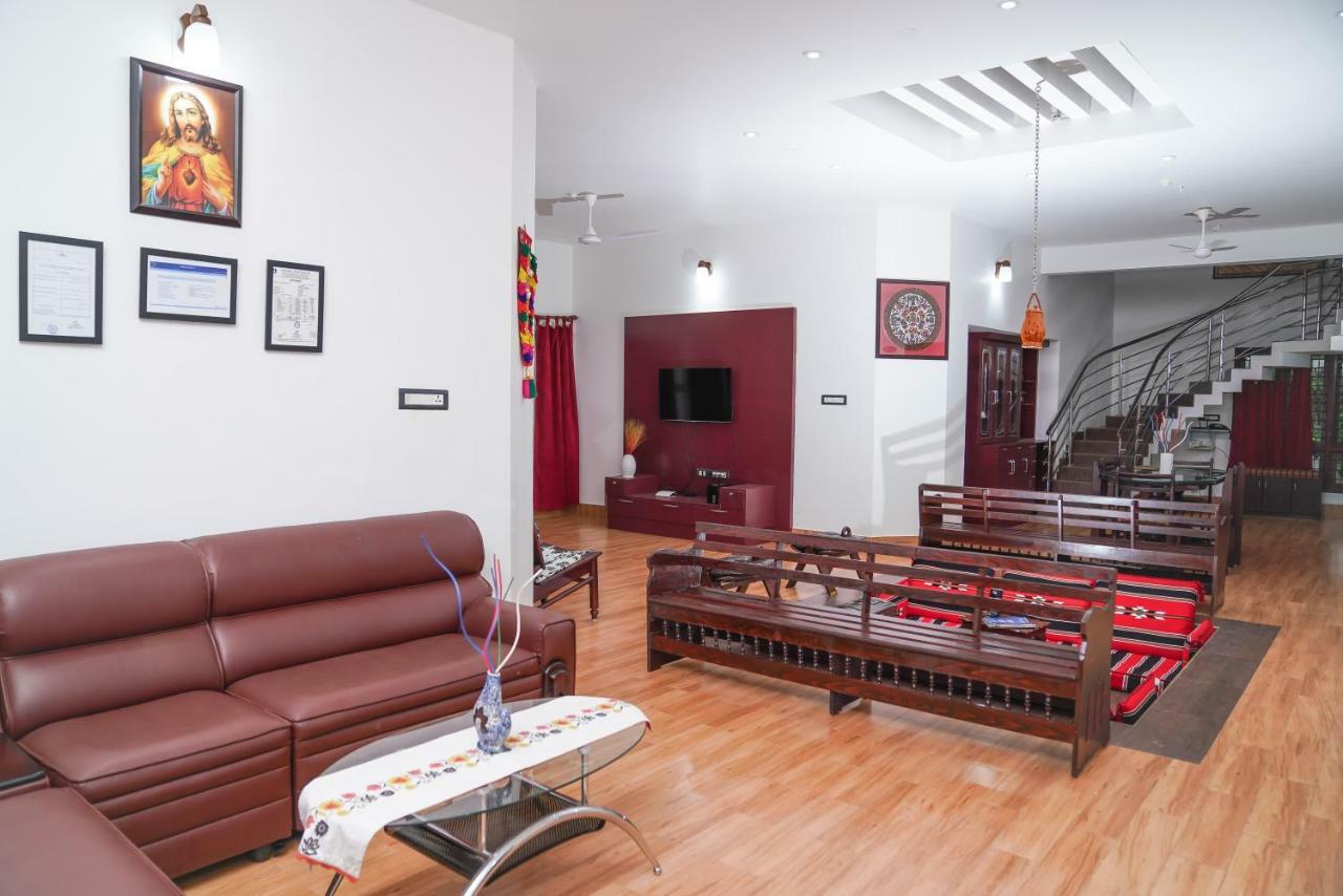 Thanal Premium Villa By - A Place To Call Your Home Muvattupuzha エクステリア 写真